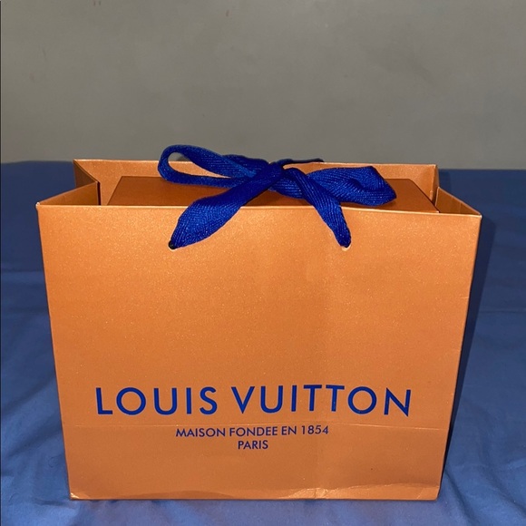 Louis Vuitton Reversible Black Checkered / Dark Leather Logo Belt - Picture 1 of 4